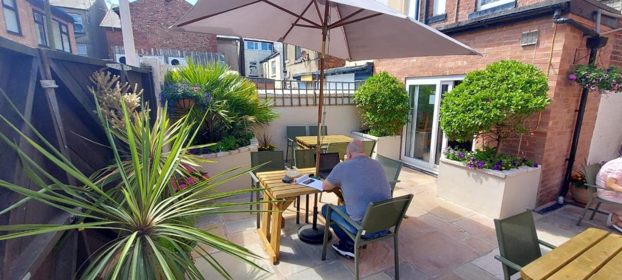 Fairhaven Hotel Блекпул Екстериор снимка